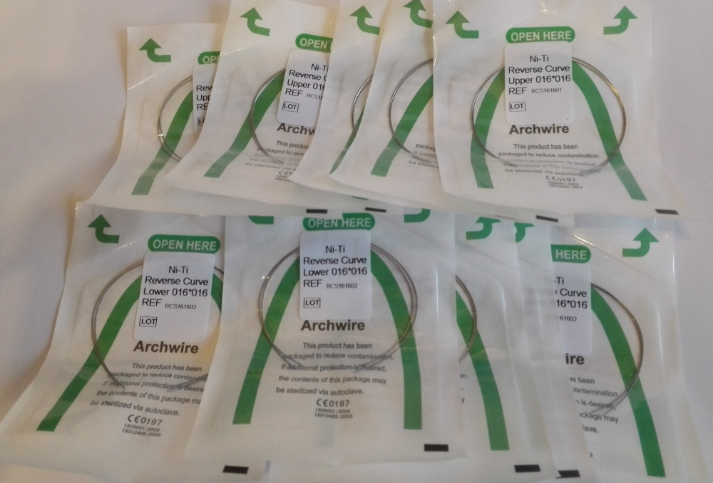 2pack Dental Niti Rückwärtskur Rechteck Bögen,Rechteck U/L,CE/FDA(Wählen Sie die Größen)