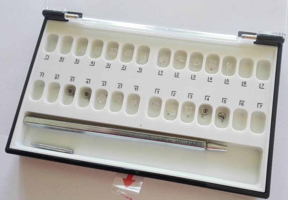 Dental Keramik passiver Selbst Brackets, U/L 5x5, Hooks 345,CE/FDA