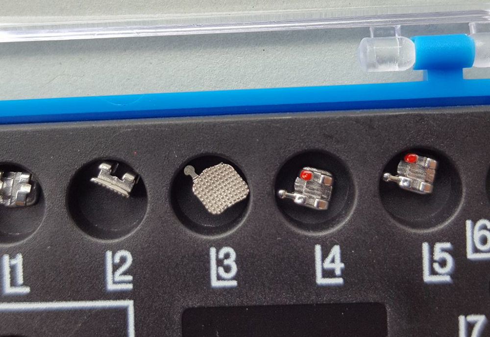 Dental MIM-Technologie Metall Brackets,U/L 5-5 mit Haken 345, CE/FDA