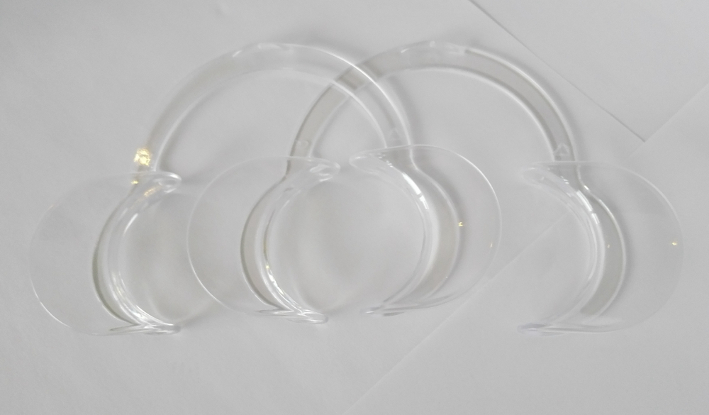 2XC-Form dental cheek retractor,Lippe Retractor,Mundöffner,mouth opener,transparent L