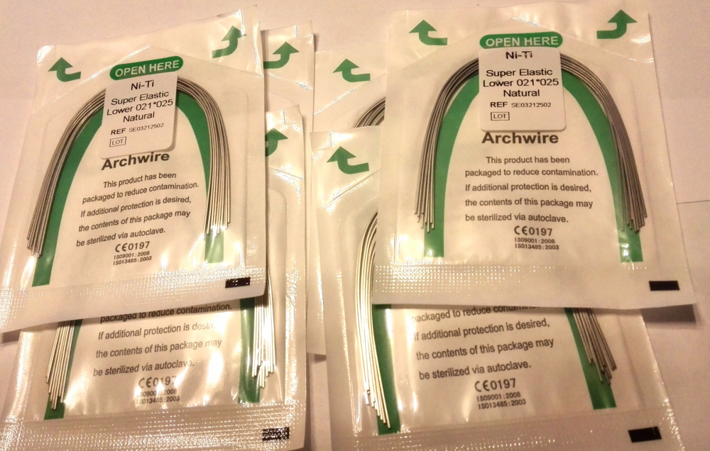 20stk Niti Rechteck Archwire Bögen,Super Elastic - Natural Form,U/L,CE/FDA(Wählen Sie die Größen)