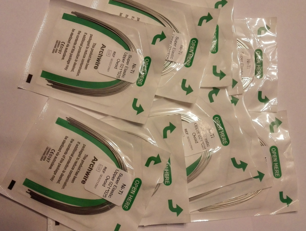 20stk Dental niti Super Elastic Archwire Rechteck Bögen (Ovoid) U/L, ,CE/FDA(Wählen Sie die Größen)