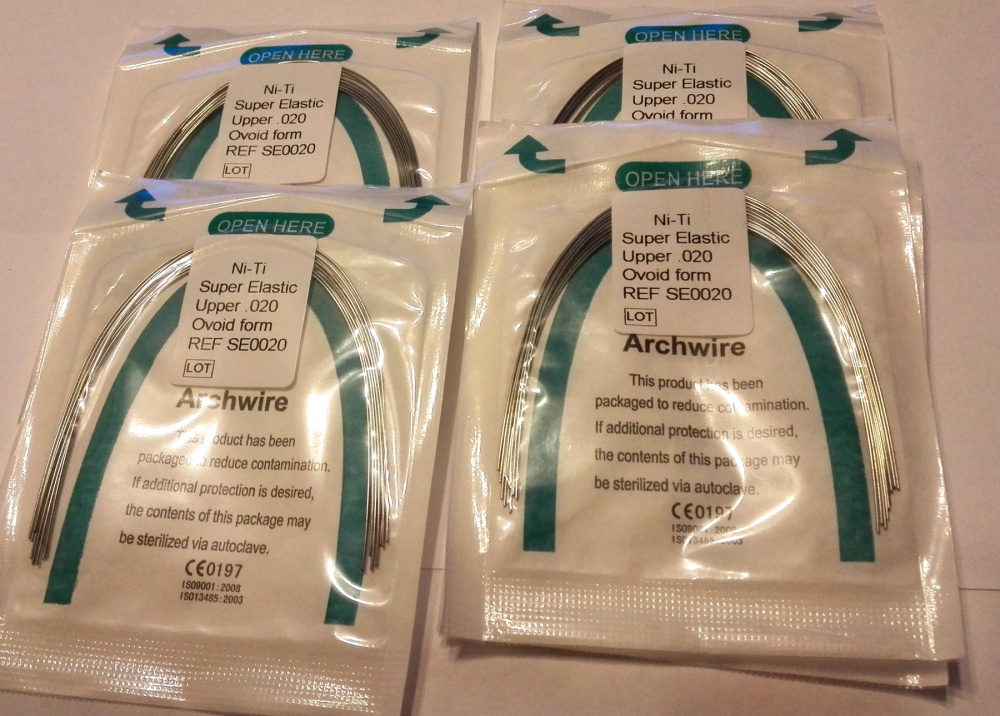 20 stk Niti super elastische Bögen, runde- eiförmige Form U/L, CE/FDA(Wählen Sie die Größen)