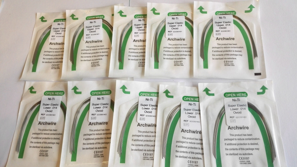 20 stk Niti super elastische Bögen, runde- eiförmige Form U/L, CE/FDA(Wählen Sie die Größen)