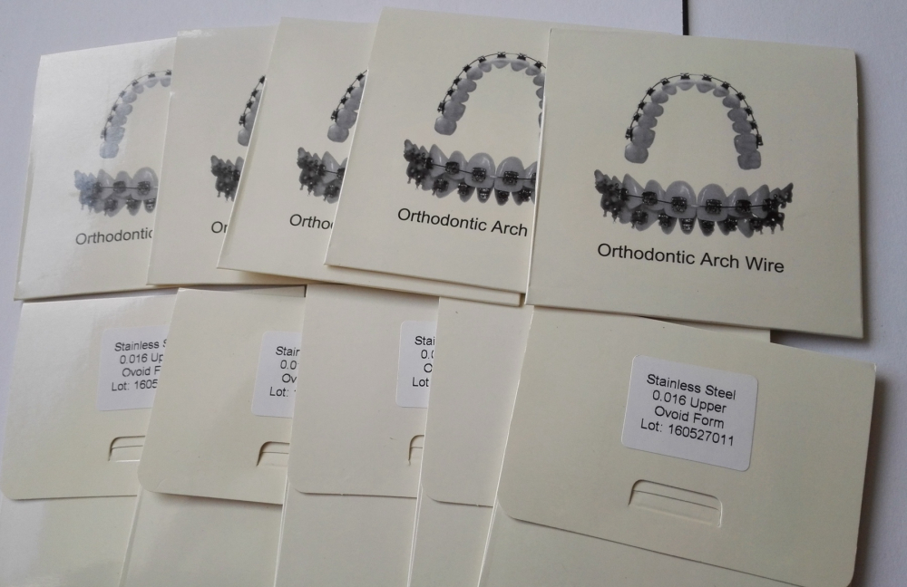 20stk hohe Qualität Edelsthal runde Archwire Bögen,Super Elastic - eiförmige Form, U/L,CE/FDA(Wählen Sie die Größen)