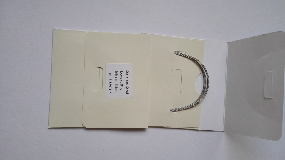 20stk hohe Qualität Edelsthal runde Archwire Bögen,Super Elastic - Naturform, U/L,CE/FDA(Wählen Sie die Größen)