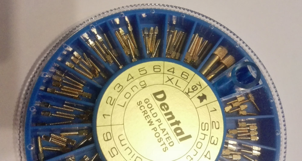 Dental golden Schraubenpfosten ,golden Screw Post,,sotiert, 120stk/pack,CE