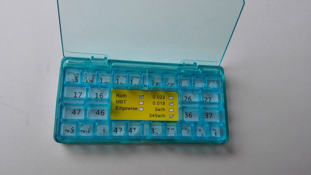 Dental Keramikbrackets/ceramic brackets,Mesh-Basis mit hooks 345,CE/FDA